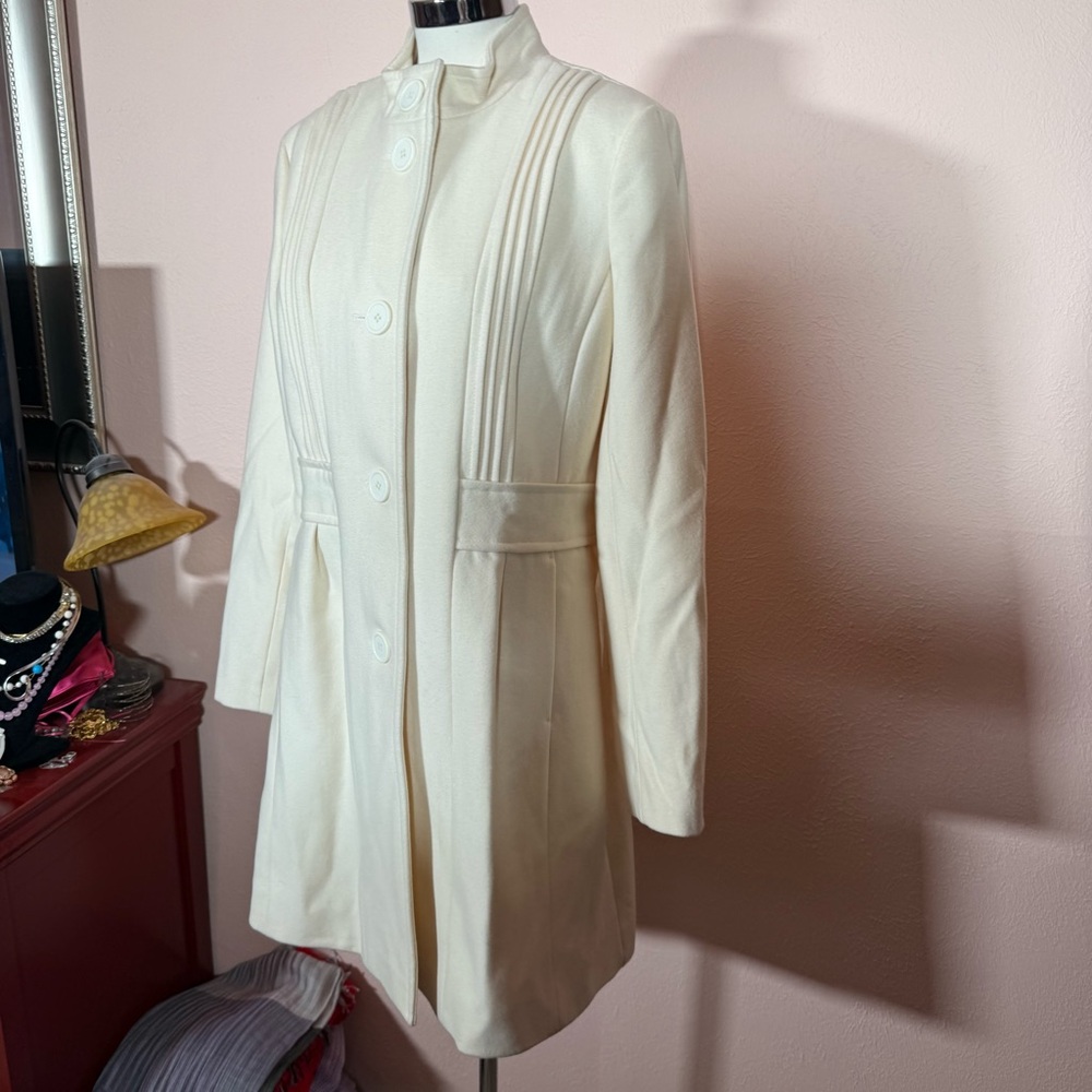 Chadwick winter white wool blend high collar feminine long driving coat size 12